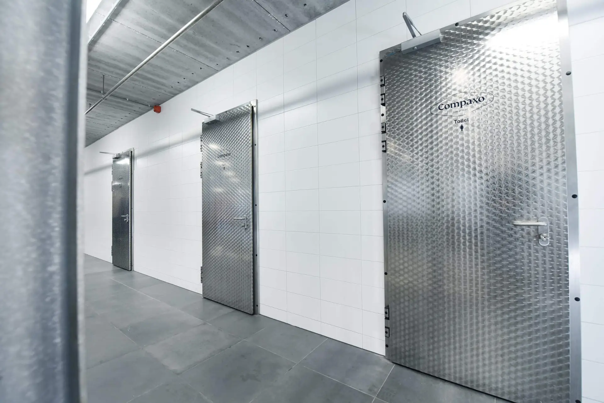 compaxo zevenaar rvs deur